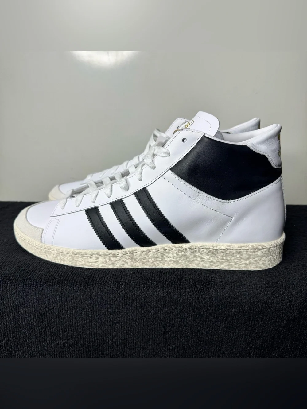 adidas Jabbar Hi Men’s High Top Lace-Up Sneakers White/Black